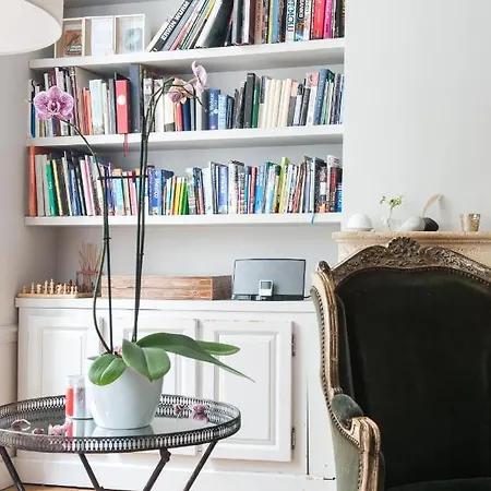 Rue De Beaune By Onefinestay Parijs
