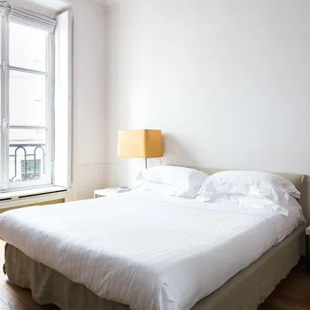 Διαμέρισμα Rue De Beaune By Onefinestay *