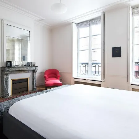 Rue De Beaune By Onefinestay *